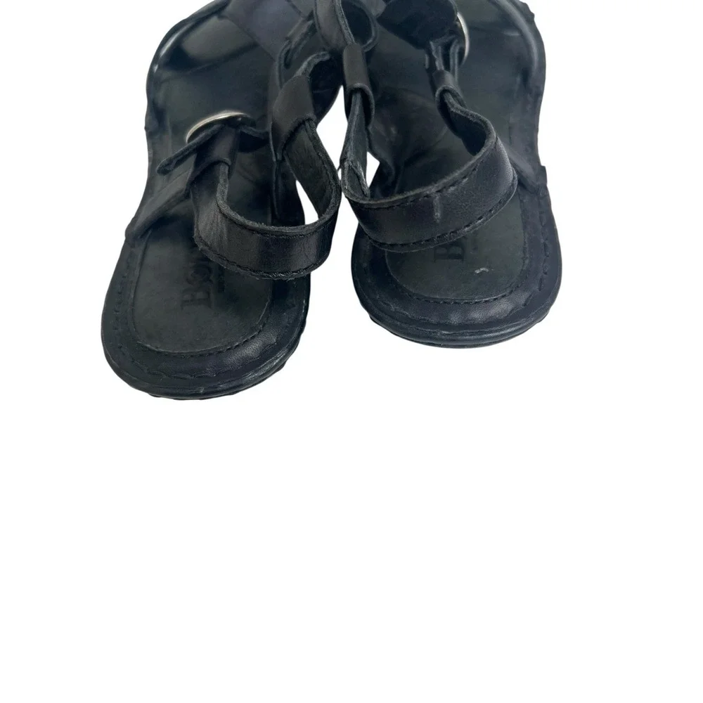 Born Kristy 9M/WBlack T- Strap Buckle Leather Sandals Silver‎ Hardware Flats
